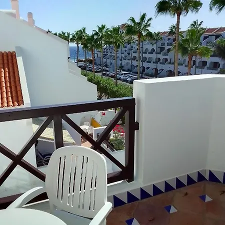 One Bedroom At Playa De La Americas 500 M Away From The With Sea View Shared Pool And Furnished Balcony דירה *